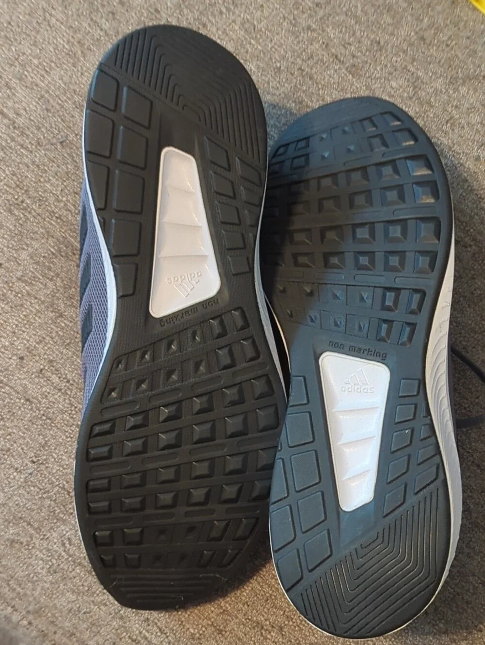 adidas lightweight athletic